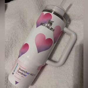 Stanley frost heart gradient Valentine’s Day 2026 - 30oz